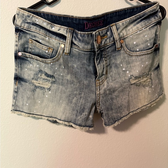 Decree Pants - Decree Blue Jean Shorts Distressed Vintage Look